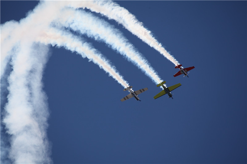 张家界旅游攻略指南 - 2015张家界国际航空旅游节10月30日-11月2日中国最美航空旅游节呼之欲出