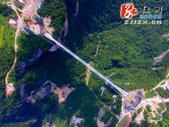 张家界三日游 - 张家界大峡谷玻璃桥“首秀” 现场人气火爆