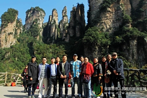 张家界 - 《赢在中国》108将代表相聚张家界 倡导电影+旅游