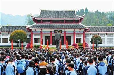 清明假日即至 红色旅游升温