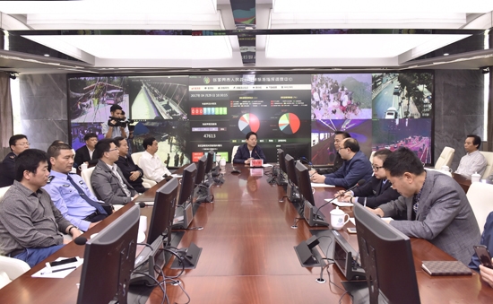 张家界旅游旺季 - 张家界与国家旅游局实时视频连线