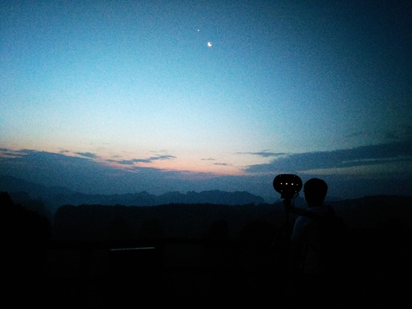 张家界旅游路线 - 外宣影视VR项目《本色中国》开拍张家界武陵源