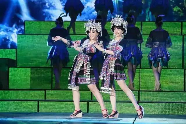 张家界旅游报价 - 《烟雨张家界》再登央视舞台 助力“苏木绰绰”征战星光大道