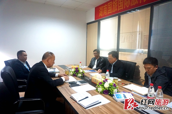 张家界攻略 - 陈献春：大力实施旅游品牌企业培育工程