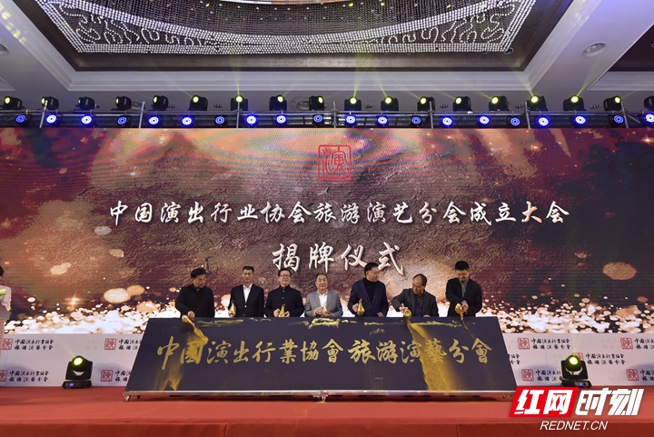 微信图片_20191110115552_副本.jpg 微信图片_20191110115552_副本.jpg