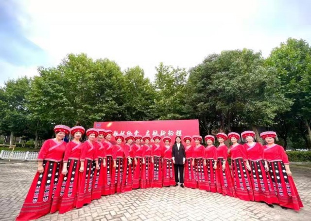 张家界天气 - 张家界市山水情老干部合唱团参加中国合唱节斩获银奖