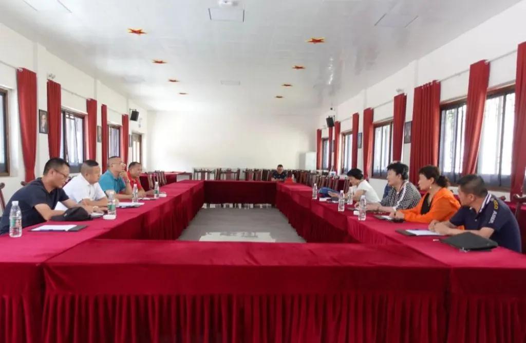 张家界旅游攻略自由行三天 - 中国知青协会结束张家界踩线活动，拟与茅岩河景区签订合作！